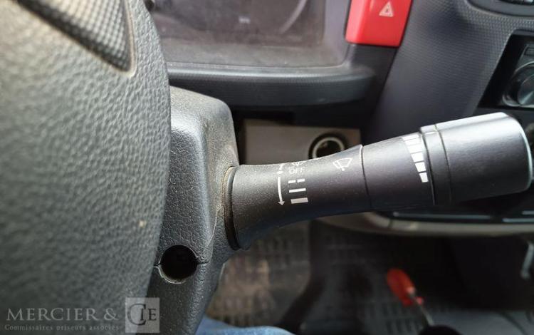 RENAULT MAXITY AVEC NACELLE KLUBB VT-60 NE -17 M – DIESEL – 1982 HEURES – ANNE 2016 BLANC EH-342-MX