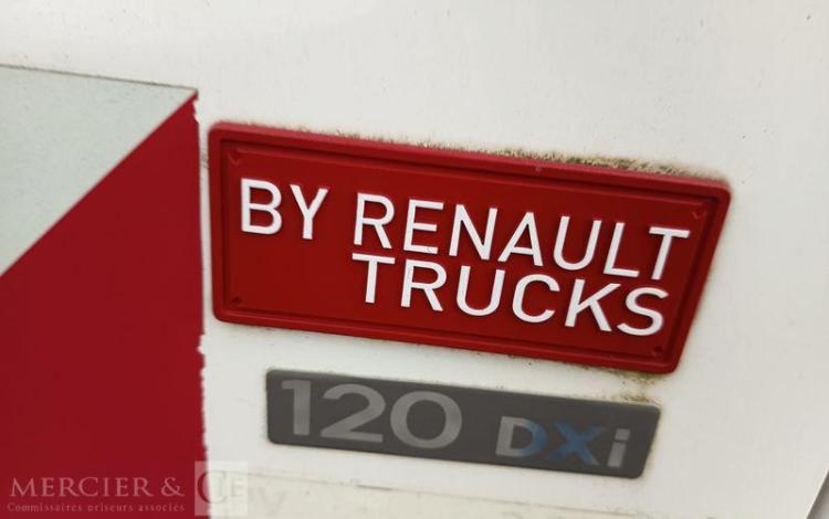 RENAULT MAXITY AVEC NACELLE KLUBB VT-60 NE -17 M – DIESEL – 1982 HEURES – ANNE 2016 BLANC EH-342-MX