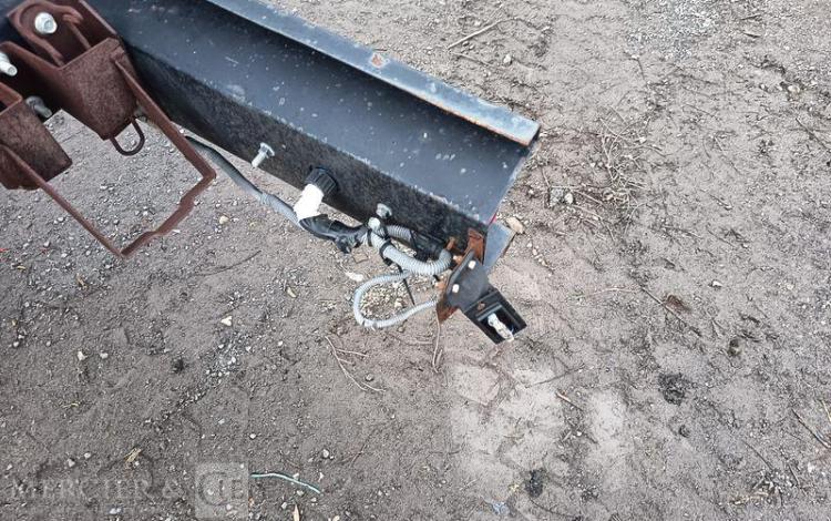 RENAULT MAXITY AVEC NACELLE KLUBB VT-60 NE -17 M – DIESEL – 1982 HEURES – ANNE 2016 BLANC EH-342-MX