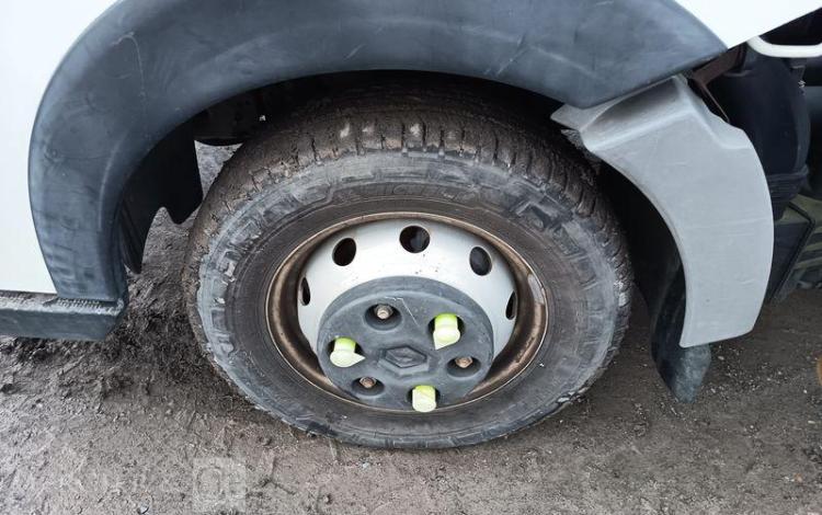 RENAULT MAXITY AVEC NACELLE KLUBB VT-60 NE -17 M – DIESEL – 1982 HEURES – ANNE 2016 BLANC EH-342-MX