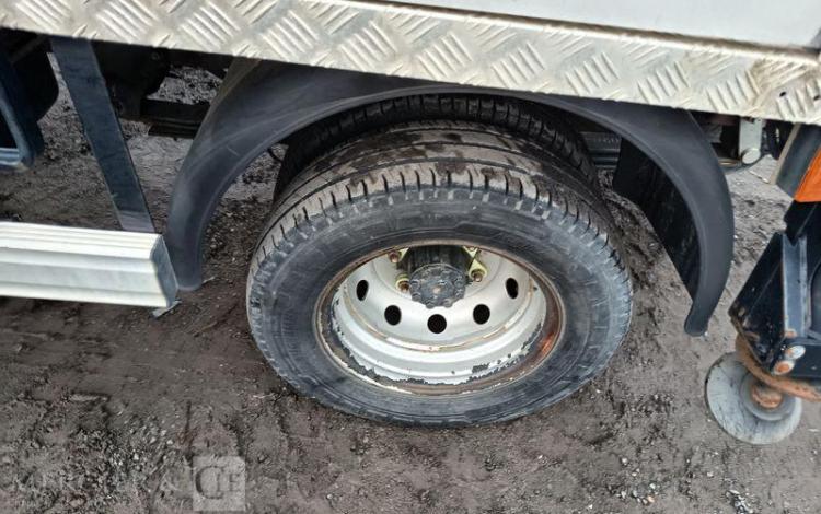 RENAULT MAXITY AVEC NACELLE KLUBB VT-60 NE -17 M – DIESEL – 1982 HEURES – ANNE 2016 BLANC EH-342-MX