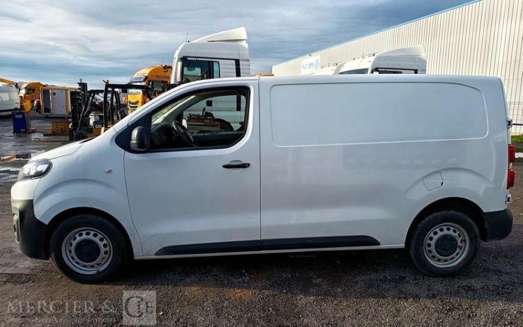 CITROEN JUMPY 2.0 BLUEHDI 120 M L2 CLUB DIESEL – 107876 KMS – ANNEE 2016 BLANC EH-526-RP