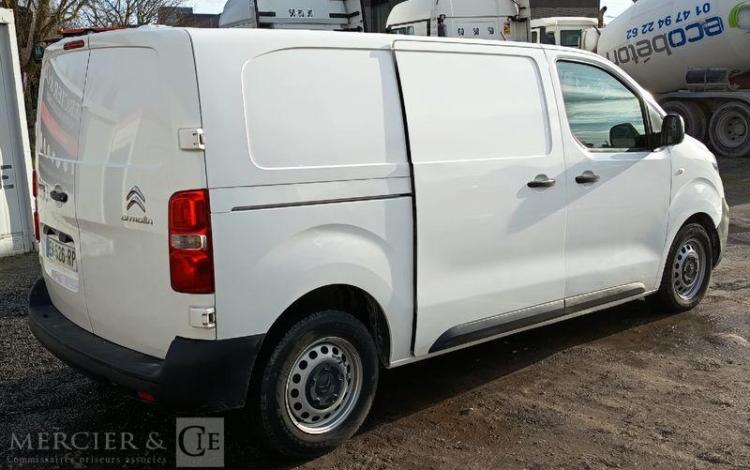 CITROEN JUMPY 2.0 BLUEHDI 120 M L2 CLUB DIESEL – 107876 KMS – ANNEE 2016 BLANC EH-526-RP