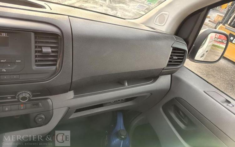 CITROEN JUMPY 2.0 BLUEHDI 120 M L2 CLUB DIESEL – 107876 KMS – ANNEE 2016 BLANC EH-526-RP