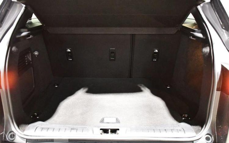 LAND ROVER RANGE ROVER EVOQUE 2 L TD4 150 CH 4WD GRIS EH-755-KB