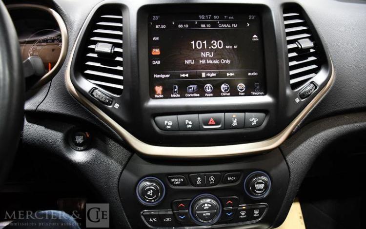 JEEP CHEROKEE 2,2L LIMITED NOIR EH-793-JY