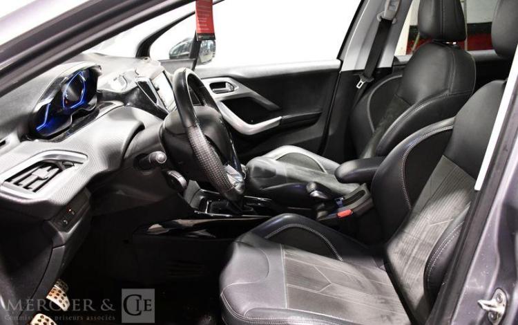 PEUGEOT 2008 1,6 BLUE HDI 120 CROSSWAY GRIS EJ-014-RY