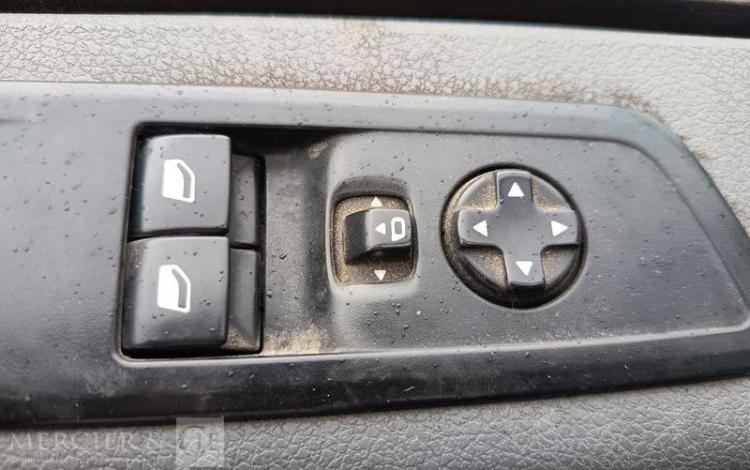 PEUGEOT EXPERT III VUL 2.0 BLUE HDi 16V FOURGON MOYEN S&S 122CV – DIESEL – ANNEE 2017 BLANC EJ-186-PG