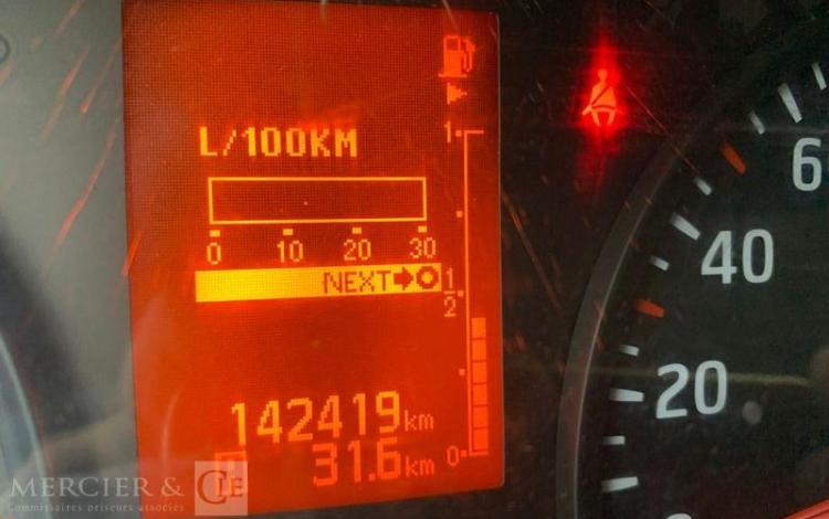 NISSAN CABSTAR AVEC NACELLE GSR E179T – 11 M – DIESEL 142419 KMS – ANNEE 2017  EJ-752-YM