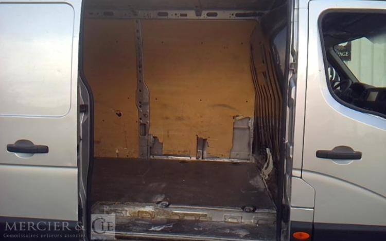 NISSAN NV400 FOURGON 2.3 DCI 170 3500 L3H2 BV6 GRIS EJ-761-NT