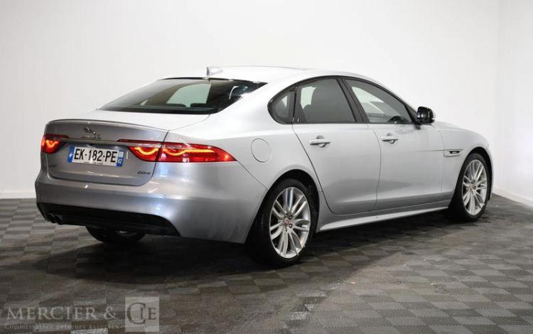 JAGUAR XF 2,0 D180 180 R-SPORT BVA GRIS EK-182-PE