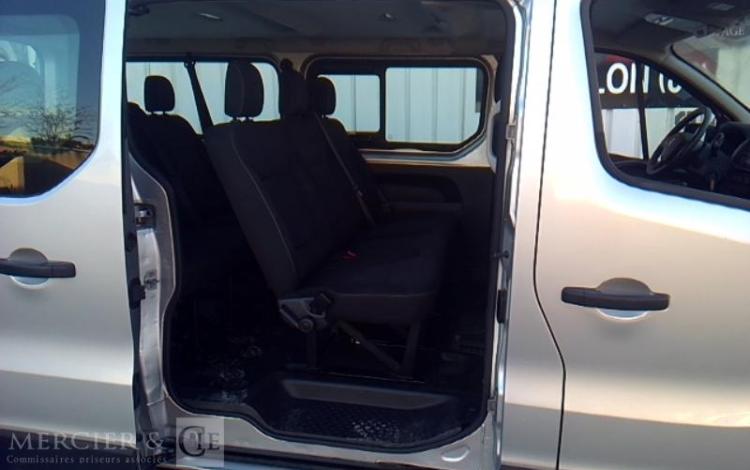 RENAULT TRAFIC DCI 125 9 PL GRIS EL-278-XP