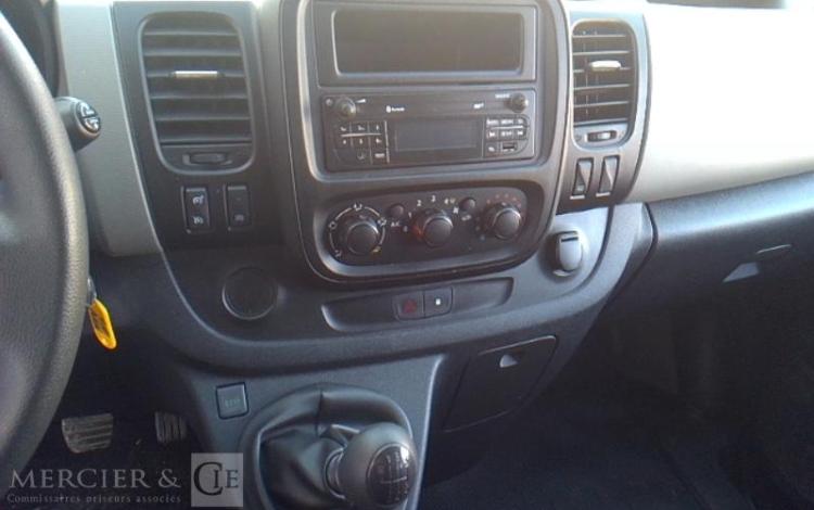 RENAULT TRAFIC DCI 125 9 PL GRIS EL-278-XP