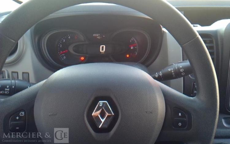 RENAULT TRAFIC DCI 125 9 PL GRIS EL-278-XP