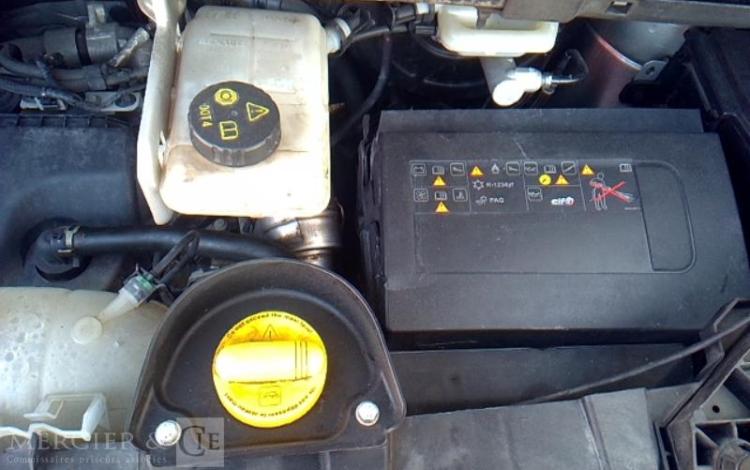 RENAULT TRAFIC DCI 125 9 PL GRIS EL-278-XP