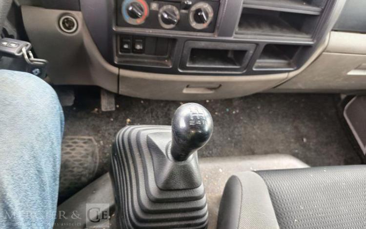 NISSAN CABSTAR NT400 AVEC NACELLE MULTITEL MT202 – 20 METRES – 2404 HEURES – ANNEE 2017 BLANC EL-347-SQ