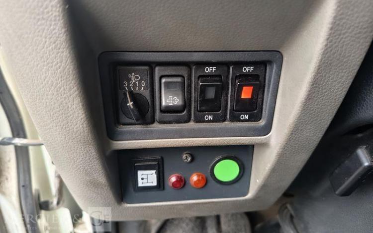 NISSAN CABSTAR NT400 AVEC NACELLE MULTITEL MT202 – 20 METRES – 2404 HEURES – ANNEE 2017 BLANC EL-347-SQ