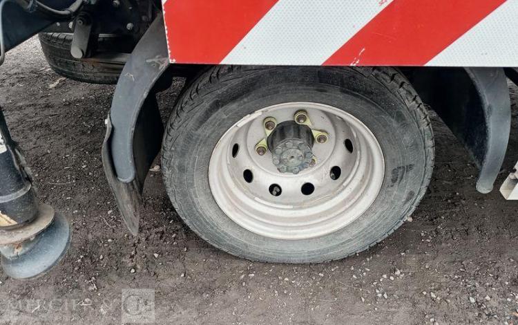 NISSAN CABSTAR NT400 AVEC NACELLE MULTITEL MT202 – 20 METRES – 2404 HEURES – ANNEE 2017 BLANC EL-347-SQ