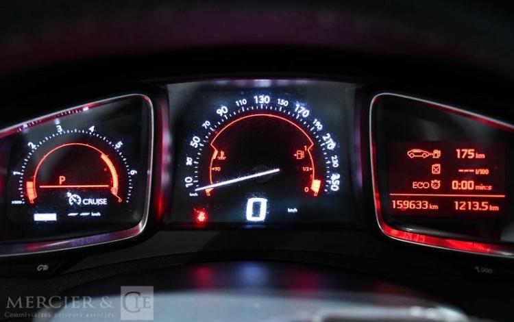 DS DS5 1.6 BLUEHDI 120 SOCHIC BVA NOIR EM-582-YM