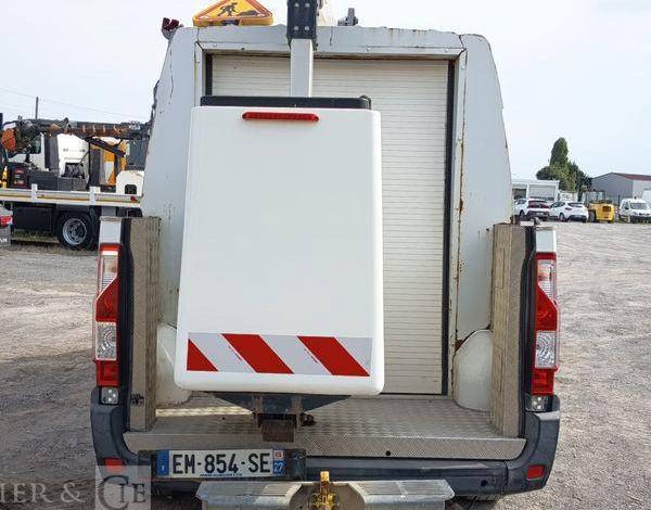 RENAULT MASTER III PHASE 2 L3H2 2.3 dCi 16V ENERGY 170 CV NACELLE KLUBB K26 10 M – 580 H BLANC EM-854-SE