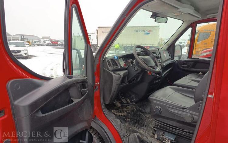 IVECO 35C12 BENNE SIMPLE CABINE COFFRE  EP-051-NV