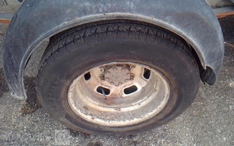 IVECO 35-120 BENNE SIMPLE CABINE COFFRE ROUGE EQ-468-HX