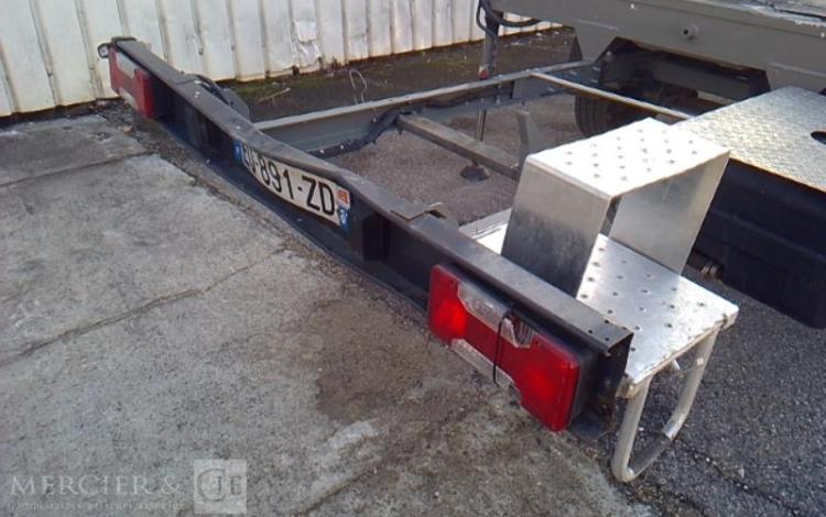 MULTITEL 35-120 NACELLE SUR VL MULTITEL MT222 22M 3520H ROUGE EQ-891-ZD