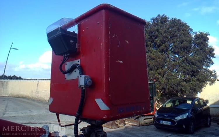 MULTITEL 35-120 NACELLE SUR VL MULTITEL MT222 22M 3520H ROUGE EQ-891-ZD