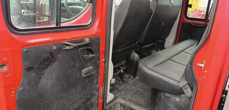 IVECO DAILY 35C12  BENNE DOUBLE CABINE – DIESEL – 132690 KMS – ANNEE 2017 ROUGE ER-705-EL