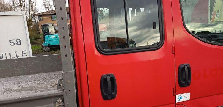 IVECO DAILY 35C12  BENNE DOUBLE CABINE – DIESEL – 132690 KMS – ANNEE 2017 ROUGE ER-705-EL