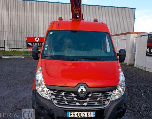 RENAULT MASTER AVEC NACELLE FRANCE ELEV 121 FCC – 11M – DIESEL – 1700 H – ANNEE 2017 ROUGE ES-003-DL