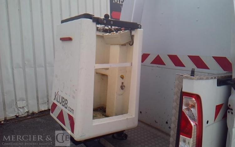 RENAULT MASTER NACELLE SUR VL 12M 1783H BLANC ES-049-CQ