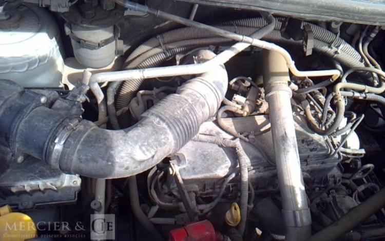 RENAULT MASTER NACELLE SUR VL 12M 1783H BLANC ES-049-CQ