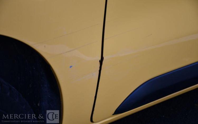 CITROEN JUMPY STD BLUEHDI 95CH BVM TAILLE M CONFORT
 JAUNE ES-133-PC