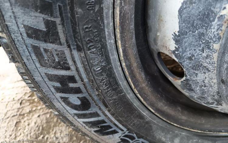 NISSAN NT400 AVEC NACELLE TOPY11 – 10 M – DIESEL – 1420 H –  98070 KMS – AN 2017 BLANC ES-823-TE