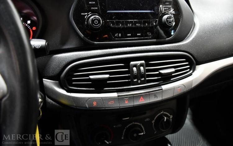 FIAT TIPO 1.4 95CH NOIR EV-222-TV