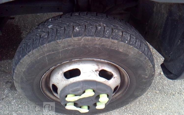 IVECO 35-120 BENNE SIMPLE CABINE COFFRE ROUGE EW-452-WV