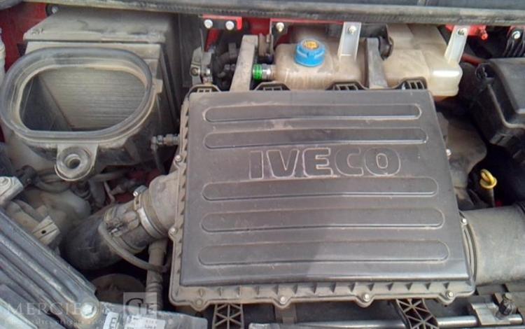 IVECO 35-120 BENNE SIMPLE CABINE COFFRE ROUGE EW-452-WV