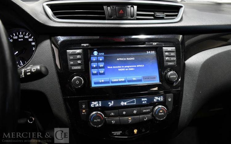 NISSAN QASHQAI 1,2 DIG-T ACENTA GRIS EW-966-KG