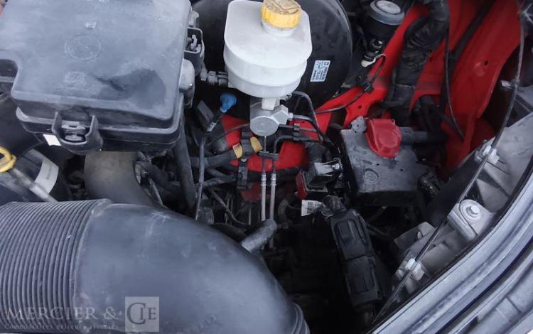 IVECO DAILY 35C12 BENNE AVEC COFFRE ACIER DIESEL – 156826 KMS – ANNEE 2018 ROUGE EX-603-LT