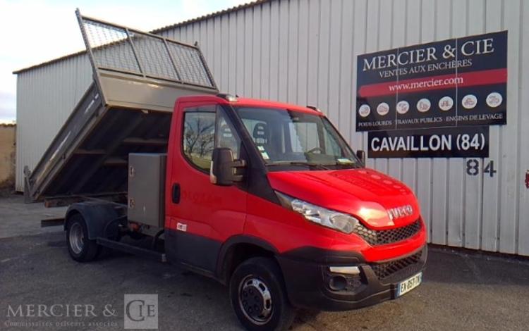 IVECO 35S12 BENNE SIMPLE CABINE COFFRE  EX-857-TN