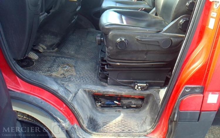 IVECO 35S12 BENNE SIMPLE CABINE COFFRE  EX-857-TN