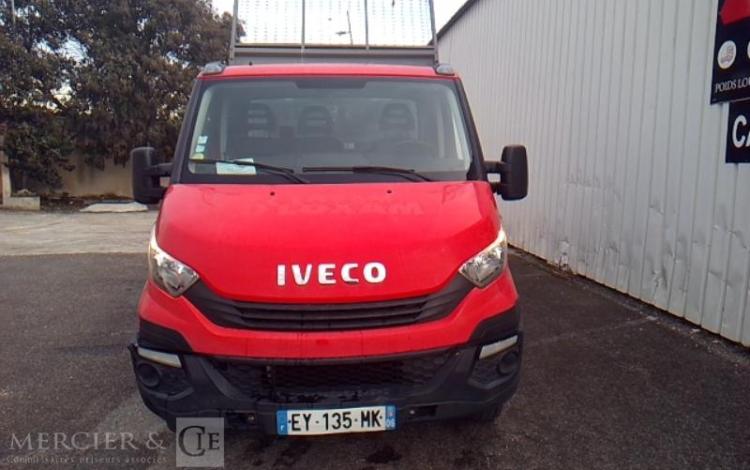 IVECO 35-120 BENNE SIMPLE CABINE COFFRE  EY-135-MK