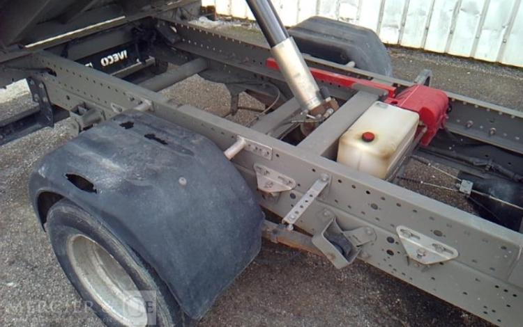 IVECO 35-120 BENNE SIMPLE CABINE COFFRE  EY-135-MK
