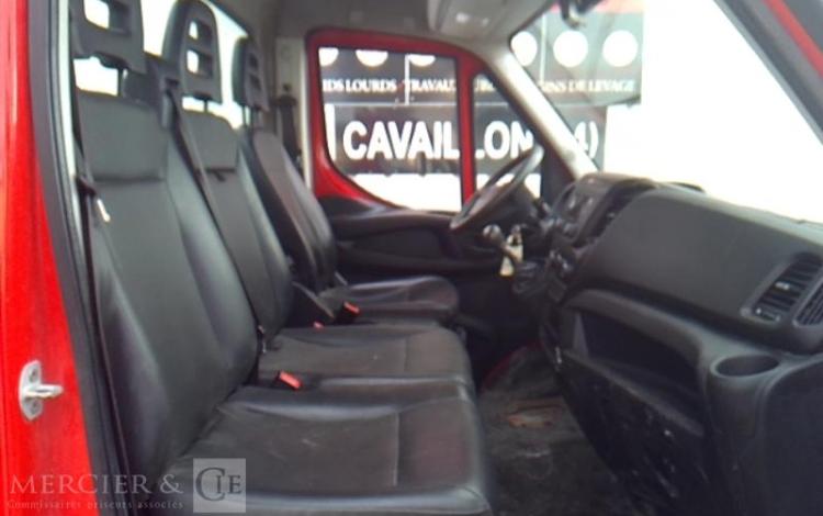 IVECO 35-120 BENNE SIMPLE CABINE COFFRE  EY-135-MK