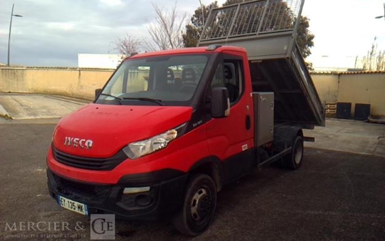 IVECO 35-120 BENNE SIMPLE CABINE COFFRE  EY-135-MK