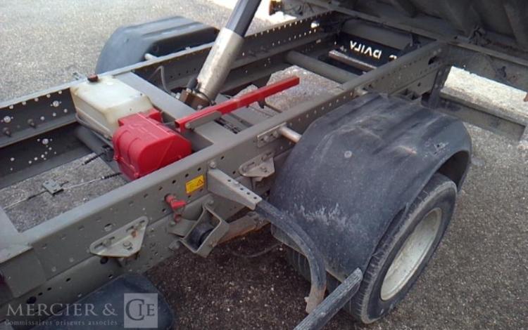 IVECO 35-120 BENNE SIMPLE CABINE COFFRE  EY-135-MK