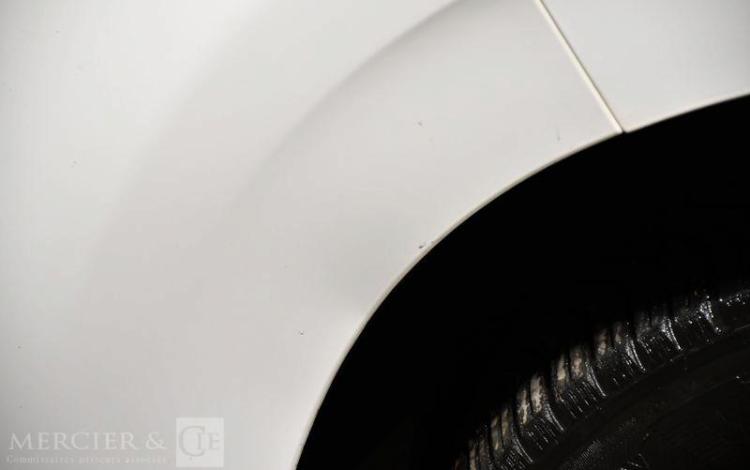 CITROEN C3 BLANC EY-497-DT