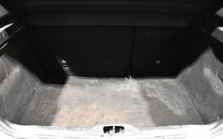 CITROEN C3 BLANC EY-497-DT