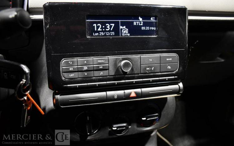 CITROEN C3 BLANC EY-497-DT